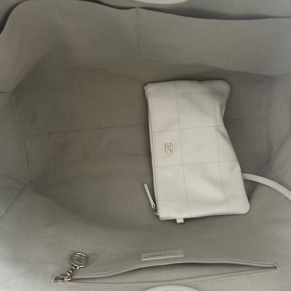 Chanel Deauville Large Shopping Bag White - Picture 9 of 15
